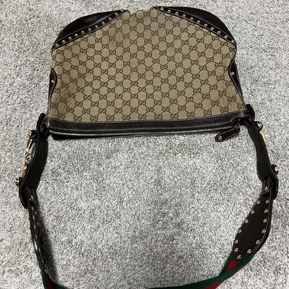 Authentic Gucci Crossbody - Picture 2 of 10